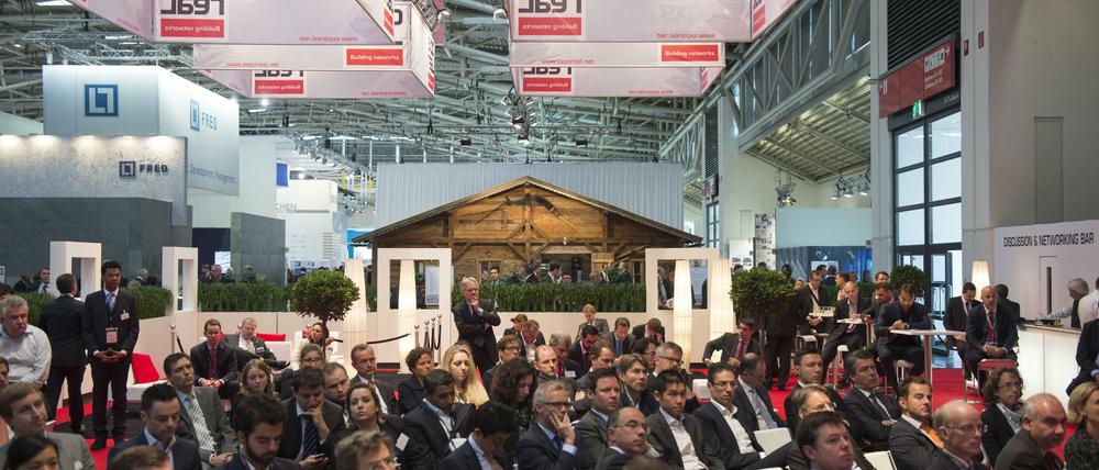 Der deutsche Wohnungsmarkt boomt, aber wie lange noch? Das fragten sich auch Branchenexperten auf der diesjährigen Immobilienmesse Expo Real in München.