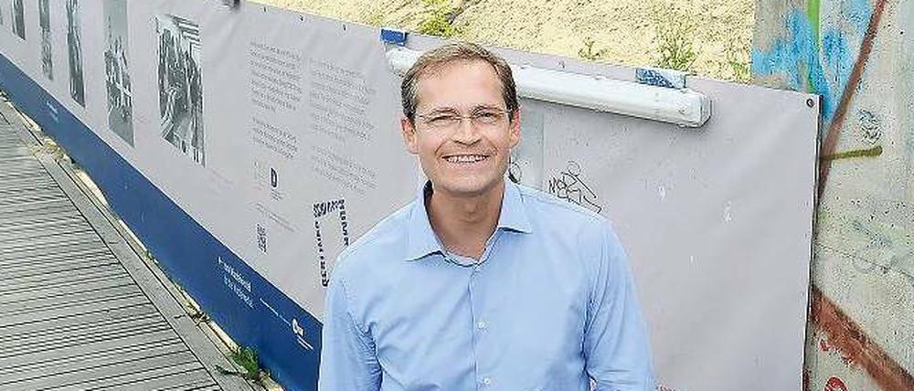 Stadtentwicklungssenator Michael Müller macht derzeit viel Werbung für sich im SPD-internen Wettstreit. Zu viel Werbung, finden die Grünen.