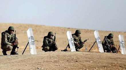 Türkische Soldaten in der Nähe der syrischen Grenze. 