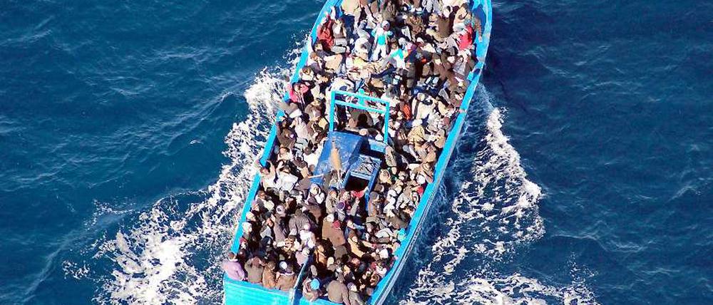 Der alternative Notruf soll Flüchtlingen in Seenot helfen.