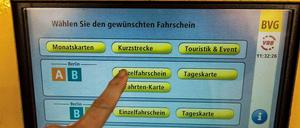 Ab dem 1. Januar 2015 wird der Automat 2,70 Euro verlangen, um einen Einzelfahrschein auszuspucken. Das will der VBB heute beschließen.