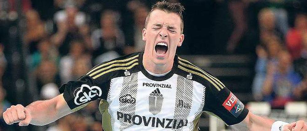 Alltäglicher Jubel. Dominik Klein und der THW Kiel gewannen neun der letzten zehn nationalen Meistertitel im Handball. Heute spielen die Kieler bei den Füchsen Berlin.
