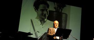 Valerians Vater, Arsène Verny, eröffnete im Mai eine Gedenkveranstaltung für seinen tödlich verunglückten Sohn.