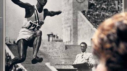 Ein Sprung für die Menschheit. Jesse Owens Triumphe bei den Olympischen Spielen 1936 sind bis heute unvergessen. 