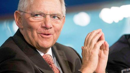 Bundesfinanzminister Wolfgang Schäuble erklärte in Washington, von einer weltweiten Wirtschaftskrise könne keine Rede sein. 