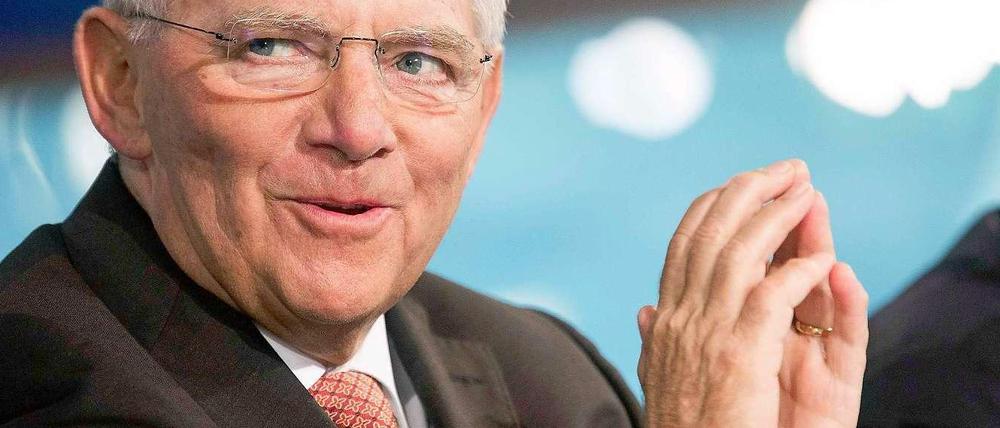 Bundesfinanzminister Wolfgang Schäuble erklärte in Washington, von einer weltweiten Wirtschaftskrise könne keine Rede sein. 