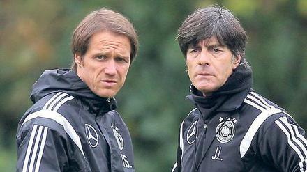 Neues Team. Bundestrainer Löw (r.) mit seinem Assistenten Thomas Schneider.
