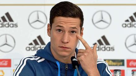 Wirft ein Auge auf die Startelf: Julian Draxler.