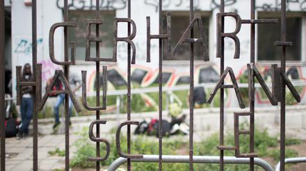 Jeden Monat muss der Bezirk für die Gerhart-Hauptmann-Schule rund 100.000 Euro aufbringen