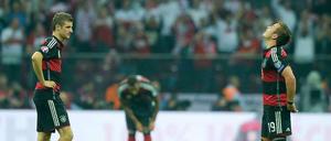 Anstoß üben: Weltmeister Thomas Müller (l.) und Mario Götze.