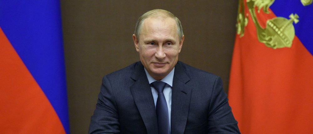 Wladimir Putin beordert seine Truppen von der Grenze zur Ukraine zurück.