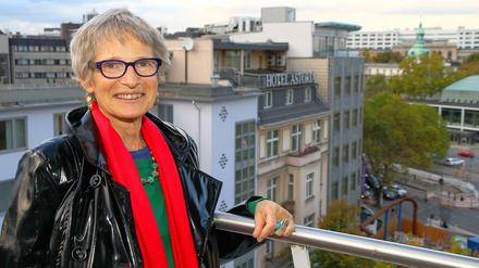 Unsere Geschichte. US-Historikerin Atina Grossmann blickt mit gemischten Gefühlen auf das Hotel Astoria – hier wohnte einst ihre 1943 deportierte Großmutter.