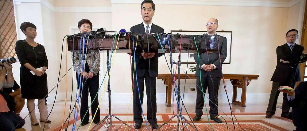 Hongkongs Regierungschef Leung Chun Ying trat am Donnerstag vor die Presse.