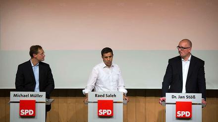 Kämpferisch präsentierten sich die drei Bürgermeisterkandidaten am Dienstagabend in Wedding. Wer das Rennen macht, ist noch völlig offen.