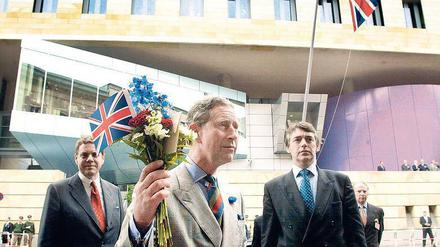 Hello, Sir? Good morning, Your Royal Highness? Na, wäre Ihr Englisch gut genug, wenn Sie plötzlich Smalltalk mit Prince Charles halten müssten? Oder mit einem britischen Geschäftspartner? Es lohnt sich, spezielle Englischkurse auszusuchen, etwa für Ingenieure oder Geschäftsleute. Foto: dpa