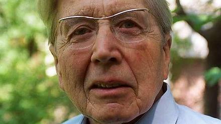Hermann Lenz (1913 - 1998), hier auf einem Bild aus dem Jahr 1991. Es hatte fast 30 Jahre gedauert, bis er einer breiteren Öffentlichkeit bekannt wurde - 1978, als er den Georg-Büchner-Preis erhielt.