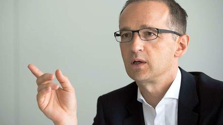 Bundesjustizminister Heiko Maas geht gegen Dschihadisten vor und will ihre Finanzen trockenlegen.