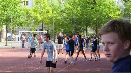 Das Paulsen-Gymnasium in Steglitz-Zehlendorf. Weil es zuwenige Hallen gibt, wird hier bis Abends um 19 Uhr Sport unterrichtet.