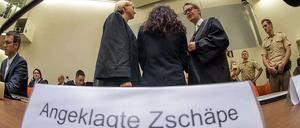 Im NSU-Prozess wird seit Mai 2013 versucht, die Mitschuld der Angeklagten Beate Zschäpe und weiterer vier mutmaßlicher Unterstützer zu 