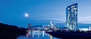 Ruhe vor dem Sturm. In wenigen Tagen wird in Frankfurt das Ergebnis des Banken-Stresstests von der EZB bekannt gegeben.