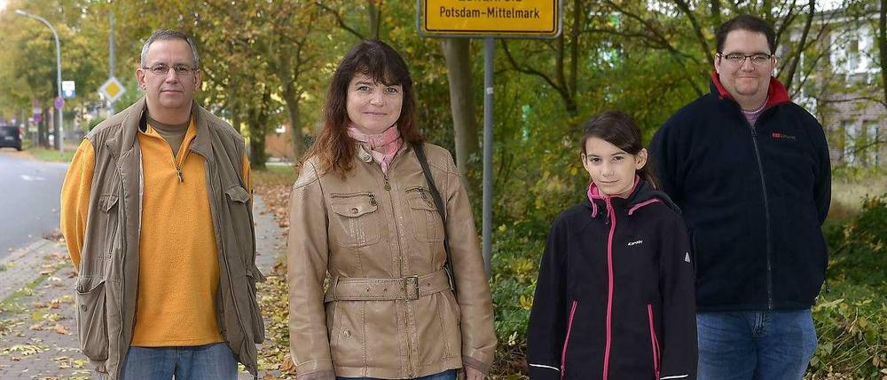 Lydia erzählt, wie ihre Eltern und Großeltern den Mauerfall erlebten. 