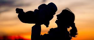 Immer mehr Kinder werden in Deutschland nur von einem Elternteil erzogen.