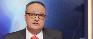 Oliver Welke ist der Klärwerker des Politikbetriebs.