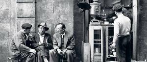 Geschichten erzählen mit der Kamera. Ara Gülers Straßenszene aus Istanbul stammt aus dem Jahr 1958.