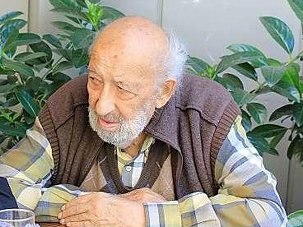 Ara Güler, 86, zuhause in Istanbul.