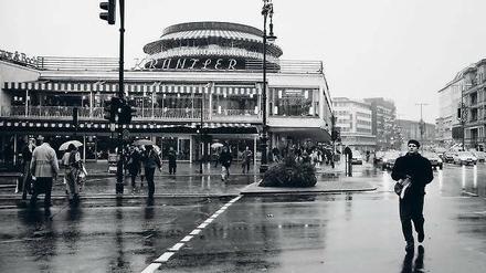 Das Kranzler Eck in Berlin fotografierte Lange 1994.