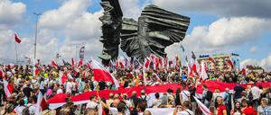 Pandemie-Proteste in Polen: Im deutschen Nachbarland lehnt fast jeder Vierte  eine Corona-Impfung ab.