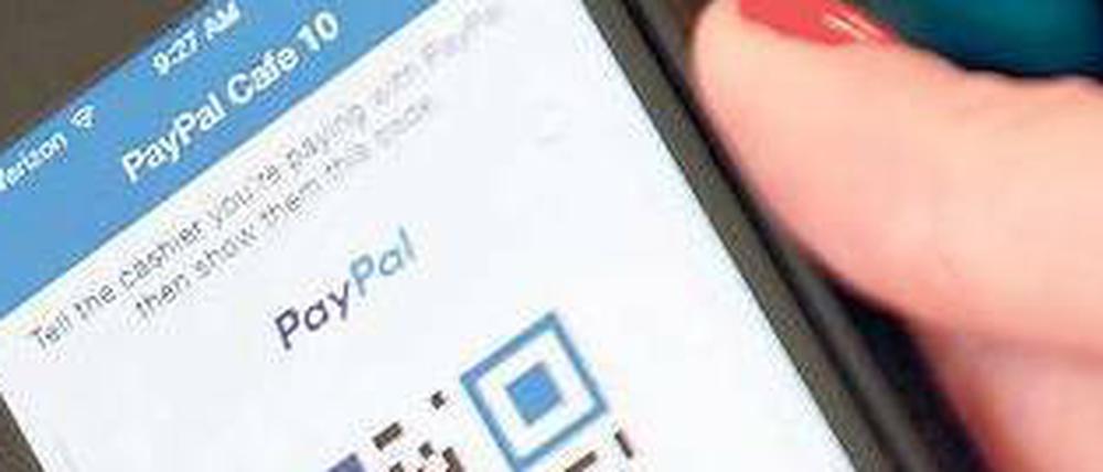 Oh Mit Paypal lässt sich unter Umständen das Knöllchen, der Schokoriegel aus dem Automat oder die Currywurst über ein Smartphone bezahlen.