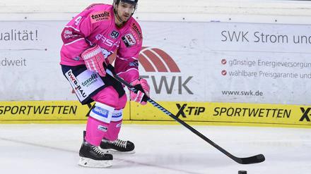 Etabliert bei den Eisbären: Verteidiger Henry Haase.