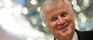 Glaubt, dass seine Partei noch nicht auf ihn verzichten kann: CSU-Chef Horst Seehofer.