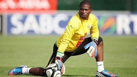 Senzo Meyiwa auf einem Archivbild beim Training. Südafrikas Nationaltorwart und Kapitän starb am Wochenende bei einer Schießerei bei einem Überfall zum Opfer.