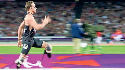 David Behre 2012 im Vollsprint bei den Paralympics in London.