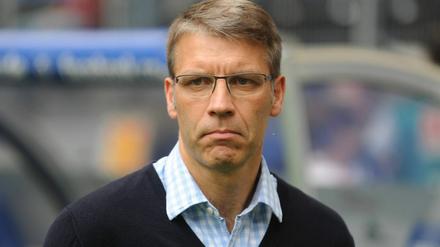 Fordert "mehr Brutalität": Hamburgs Sportdirektor Peter Knäbel.