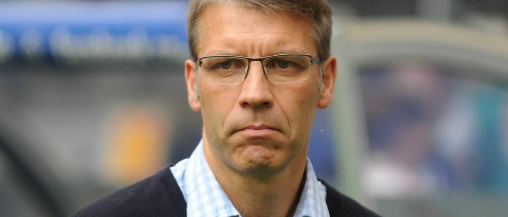 Fordert "mehr Brutalität": Hamburgs Sportdirektor Peter Knäbel.