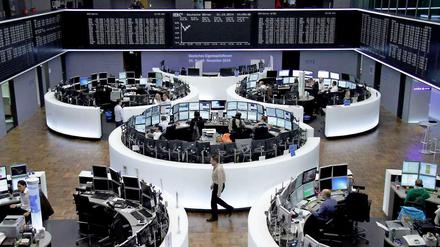 Technische Probleme haben Dax und M-Dax lahm gelegt.