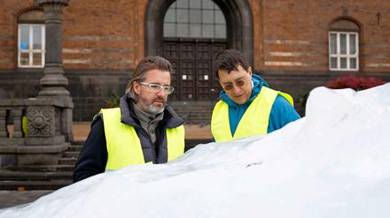 Foto von Eliasson, Minik und Eisblock