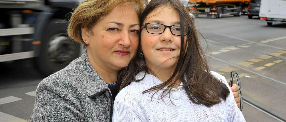 Semas Mutter erzählte ihrer Tochter, wie sie damals den Mauerfall erlebt hat.