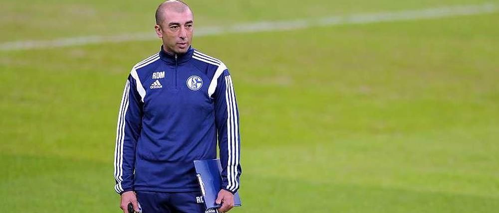 Die Farben sind ähnlich, die Spielweise nicht. Schalke-Trainer Roberto Di Matteo kam vom FC Chealsea.