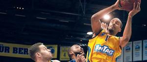 Weggeschnappt. Vargas (r.) und Wohlfahrt-Bottermann müssen auch um ihre Einsatzzeiten kämpfen.