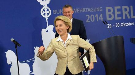 Bundesverteidigungsministerin Ursula von der Leyen (CDU) und ihr polnischer Amtskollege Tomasz Siemoniak.