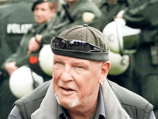 Szenegröße. Siegfried Borchardt, genannt "SS-Siggi", gründete in den 80ern die "Borussenfront" und saß für "Die Rechte" zwischenzeitlich im Dortmunder Stadtrad.
