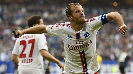 per Elfmeter erfolgreich: Der Hamburger Kapitän Rafael van der Vaart.
