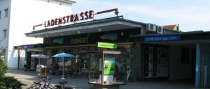 Die Ladenstraße am U-Bahnhof Onkel-Toms-Hütte.