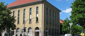 Bei Umbauarbeiten denkmalgeschützter Gebäude, zum Beispiel am Zehlendorfer Rathaus, bietet künftig der Denkmalbeirat Unterstützung