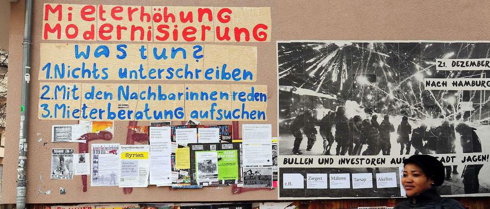 Plakativ. Angesichts steigender Mieten tendiert mancher zu öffentlichen Ratschlägen.