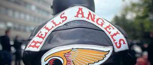 In der Defensive. Die Polizei erhöht den Druck auf Rocker – nicht nur in Berlin. Am Landgericht in der Hauptstadt läuft einer der größten Hells-Angels-Prozesse.